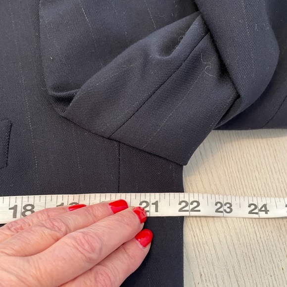 Giorgio Armani Virgin Wool Mild pinstripe Made in Italy Perfect! 41 R - Picture 4 of 13